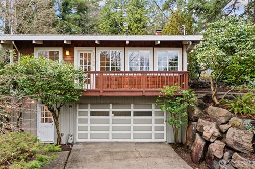 10723 24th Avenue Ne, Seattle, WA, 98125 | Card Image