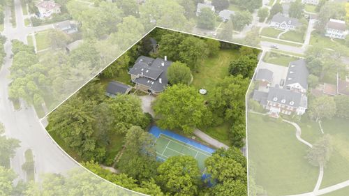 514 Columbia Cir, Waterloo, IA, 50701-3036 | Card Image
