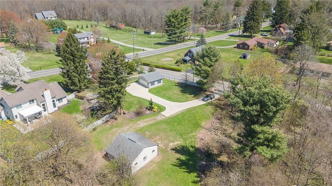 3945 Tuscarawas Rd, House other with 3 bedrooms, 3 bathrooms and 4 parking in Brighton Twp PA | Image 42