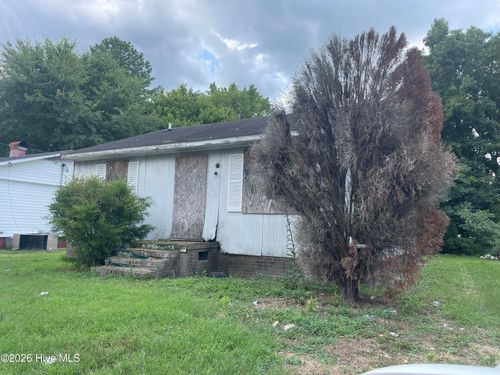 629 Dexter St, Rocky Mount, NC, 27803-3512 | Card Image