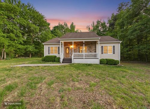 1035 Cole Harbor Road, Blackstone, VA, 23824 | Card Image