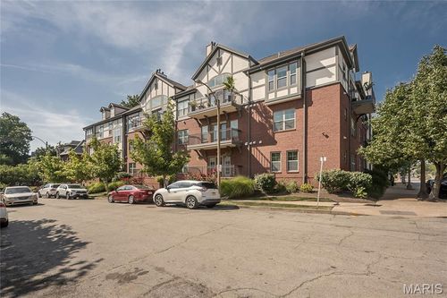 apt-307-2211 S Grand Blvd, Saint Louis, MO, 63104-1645 | Card Image