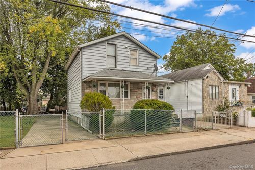 266 Biltmore Ave, Elmont, NY, 11003-1541 | Card Image