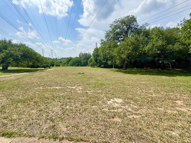 APT-130 - 1411 Gracy Farms Ln, Condo with 2 bedrooms, 3 bathrooms and 2 parking in Austin TX | Image 21