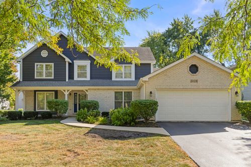 1028 Whitewater Ln, Naperville, IL, 60540-0377 | Card Image