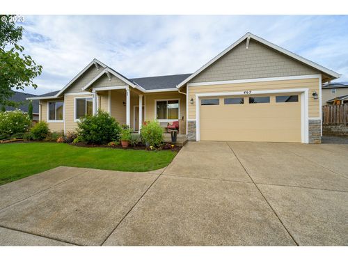 467 E Johnson St, Carlton, OR, 97111-9130 | Card Image
