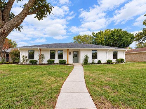 1521 Glenwick Dr, Plano, TX, 75075-7221 | Card Image