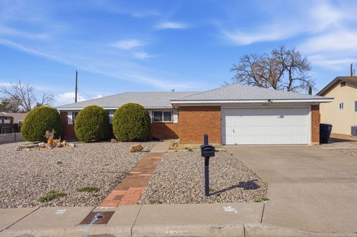 4305 Andrew Dr Ne, Albuquerque, NM, 87109-2701 | Card Image