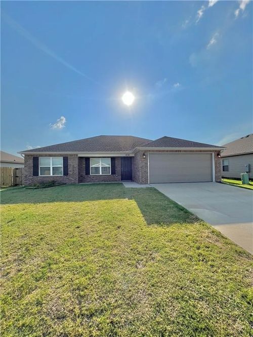 414 Woodcreek St, Lowell, AR, 72745-6030 | Card Image