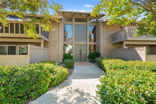 28661 Via Las Flores, Murrieta, CA, 92563 | Card Image