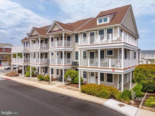 2-208 7th St, OCEAN CITY, MD, 21842-3902 | Card Image