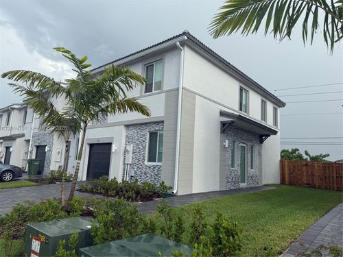 630-630 Se 15th St, Homestead, FL, 33034-3469 | Card Image