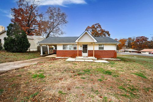 3521 Oakwood Blvd, Sheffield, AL, 35660-1545 | Card Image