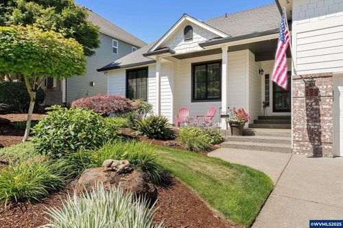 155 Breyonna Way, Silverton, OR, 97381-1966 | Card Image