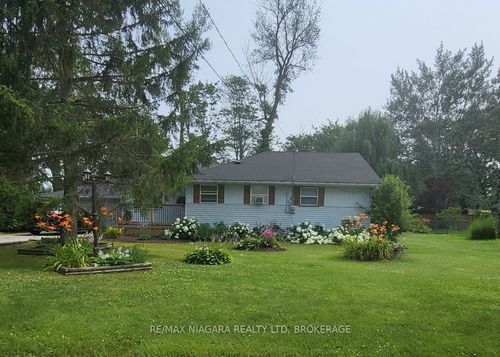 3181 Poplar Ave, Ridgeway, ON, L0S1N0 | Card Image