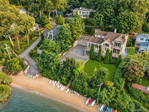 710 Sound View Road, Oyster Bay, NY, 11771 | Card Image