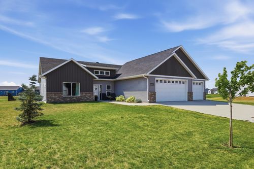 1229 Southview Dr Sw, Glyndon, MN, 56547-4443 | Card Image