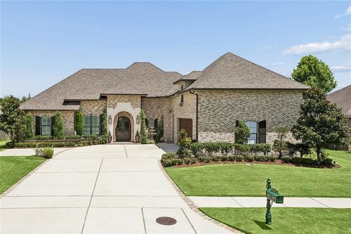 307 Lac Iberville Dr, Luling, LA, 70070-4294 | Card Image