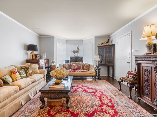 106c-102 Ruelle, San Antonio, TX, 78209-3904 | Card Image