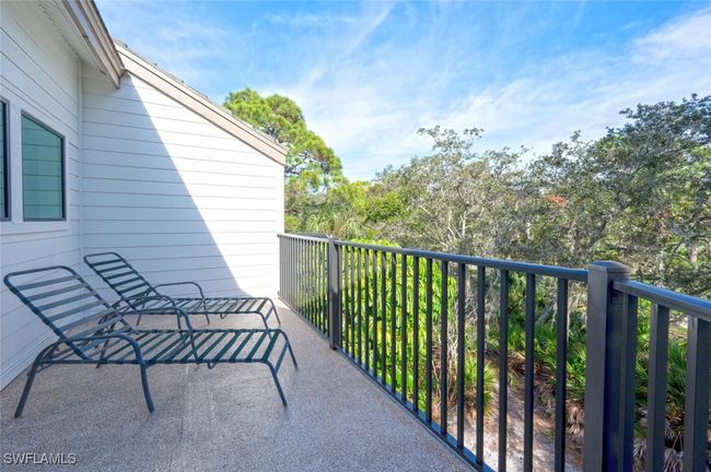 27113 Oakwood Lake Dr, House attached with 3 bedrooms, 3 bathrooms and null parking in BONITA SPRINGS FL | Image 21