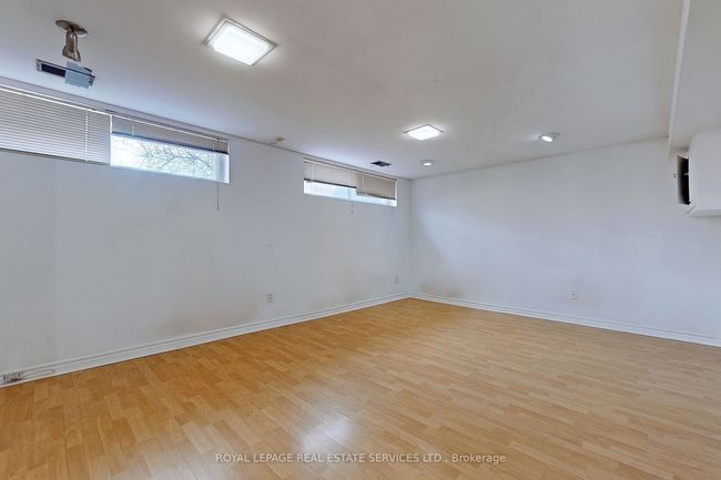 15 Waxham Rd, House other with 4 bedrooms, 2 bathrooms and 4 parking in Etobicoke ON | Image 28