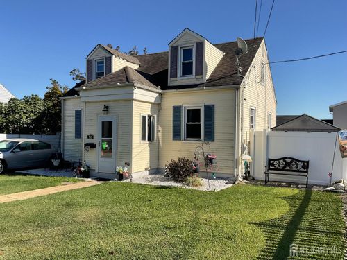 741 Bordentown Ave, South Amboy, NJ, 08879-1448 | Card Image