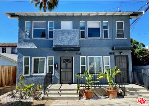 219 E 10th St, Long Beach, CA, 90813-4301 | Card Image