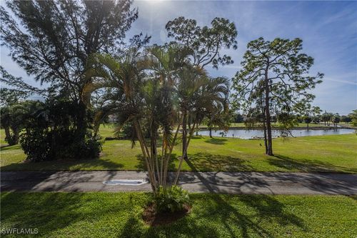apt-210-400 Forest Lakes Blvd, NAPLES, FL, 34105-2384 | Card Image