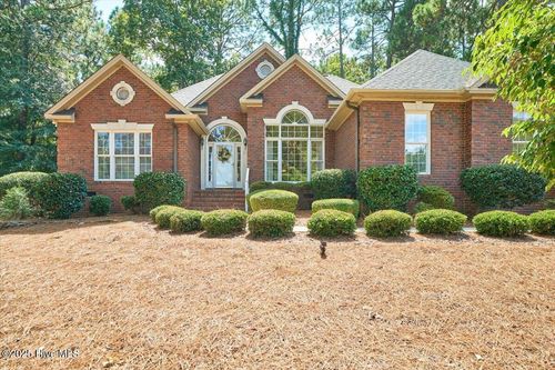 32 Juniper Creek Blvd, Pinehurst, NC, 28374-8067 | Card Image