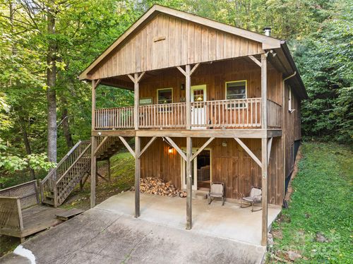 17 Lariat Ln, Canton, NC, 28716-5715 | Card Image