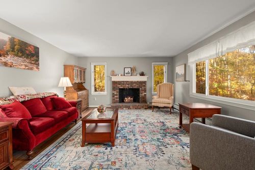 43 Walker Road, Atkinson, NH, 03811 | Card Image