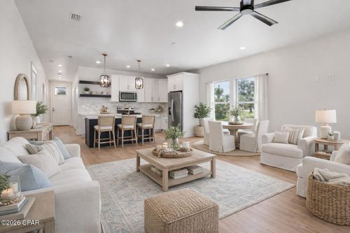 2333 Cincinnati Ave, Panama City, FL, 32405-1710 | Card Image