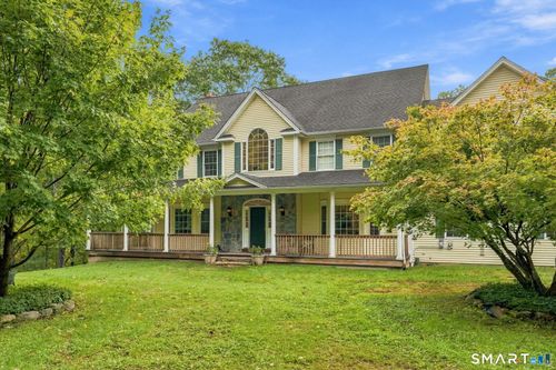140 Elk Dr, Southbury, CT, 06488-4704 | Card Image