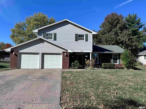 524 Meadow Dr, Macomb, IL, 61455-9320 | Card Image