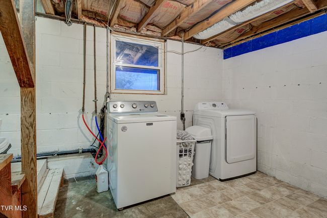 945 Choctaw Dr, House other with 2 bedrooms, 1 bathrooms and null parking in Chuckey TN | Image 28