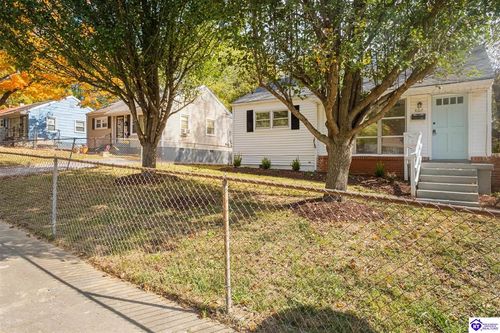 403 Village Dr, Elizabethtown, KY, 42701-2321 | Card Image