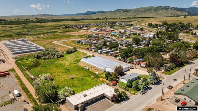 925 W Fetterman St, House attached with 3 bedrooms, 2 bathrooms and null parking in Buffalo WY | Image 46