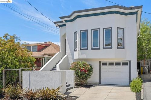 4191 Montgomery St, Oakland, CA, 94611-5160 | Card Image