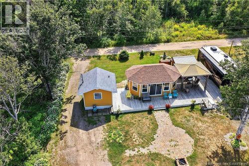 6 Rue De La Plage, Grand Barachois, NB, E4P7E3 | Card Image