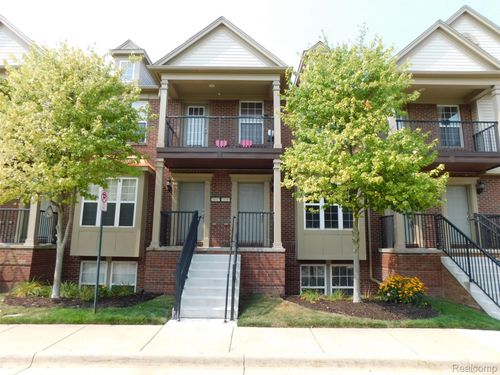 67-28019 Hopkins Dr, Novi, MI, 48377-2565 | Card Image