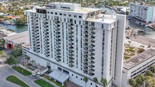 cum4-13499 Biscayne Blvd, NORTH MIAMI, FL, 33181-2043 | Card Image