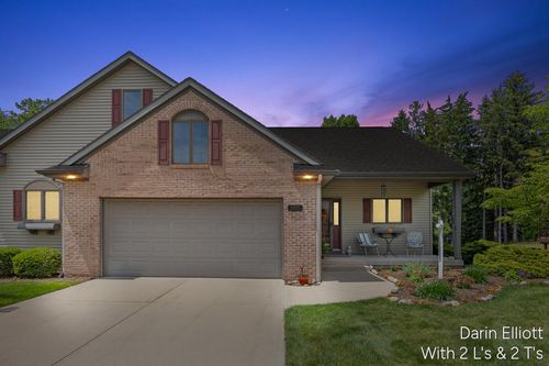 unit-4-1015 Grosvenor Drive, Greenville, MI, 48838 | Card Image