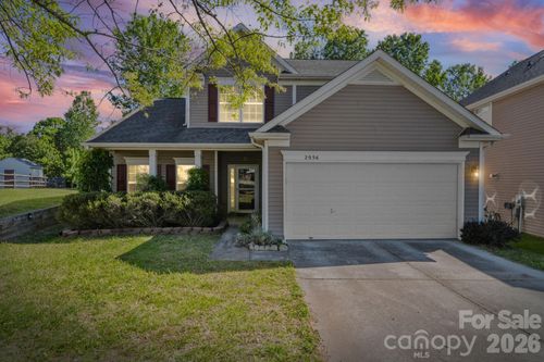 2056 Moss Creek Dr, Harrisburg, NC, 28075-6696 | Card Image