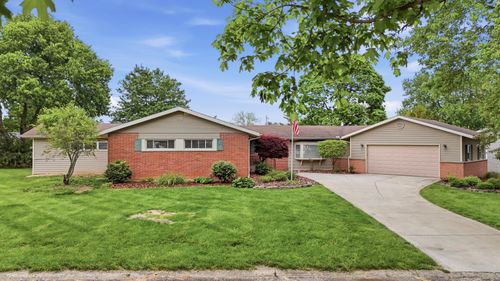 1003 Lynwood Ave, Circleville, OH, 43113-1327 | Card Image