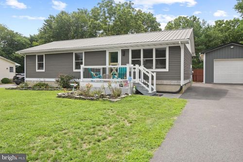 18050 Morgan Dr, Lincoln, DE, 19960-3353 | Card Image