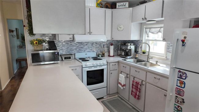 38 - 9000 Us Highway 192, House other with 2 bedrooms, 1 bathrooms and null parking in CLERMONT FL | Image 21