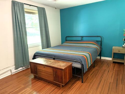 209 Putnam Ave, Hardwick, VT, 05843-6046 | Card Image