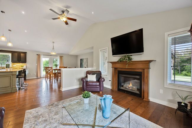 245327 5 Sideroad, House other with 5 bedrooms, 4 bathrooms and 8 parking in Amaranth ON | Image 11