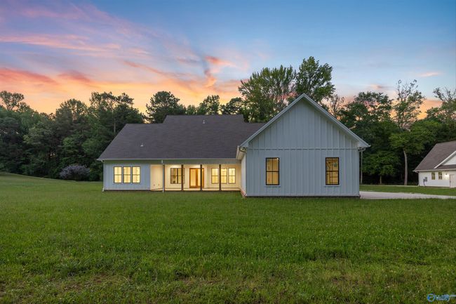 B - 2737 B Jeff Rd, House other with 4 bedrooms, 4 bathrooms and null parking in Harvest AL | Image 4