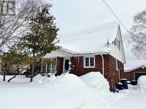 7 Mona Dr, Manitouwadge, ON, P0T2C0 | Card Image